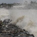 BMKG Peringatkan Nelayan Waspadai Gelombang Tinggi, Termasuk di Selat Malaka