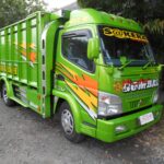 Truk Tabrak Porsche Mewah, Sikap Pemilik yang Menginspirasi Publik