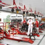 Bengkel Mobil Niko Wijaya Semarang: Perbaikan Body 24 Jam, Hasil Mengkilap Tanpa Kompromi!