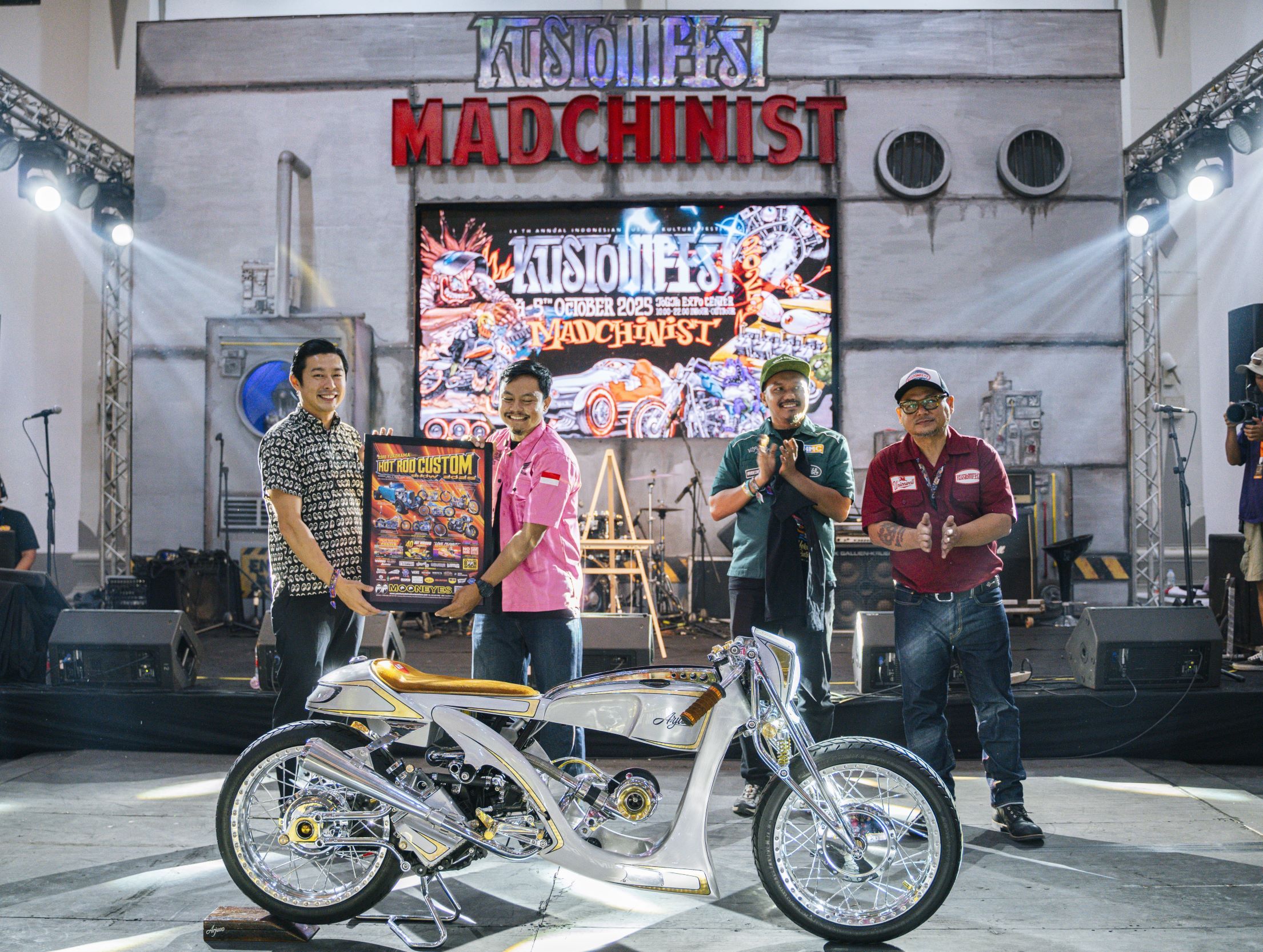 Stylo 160 Custom HDRP 2025, Salah Satunya Gas ke Mooneyes Jepang
