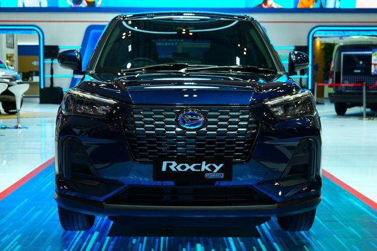 Pembaruan harga LSUV menjelang akhir tahun, yang mana paling menarik?