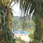 Pemukiman Warga dan Kebun sawit Terancam Banjir, Puluhan Rakit Meraung di Sungai Teso Kapolsek Kampar Kiri Harus Segera Bertindak 